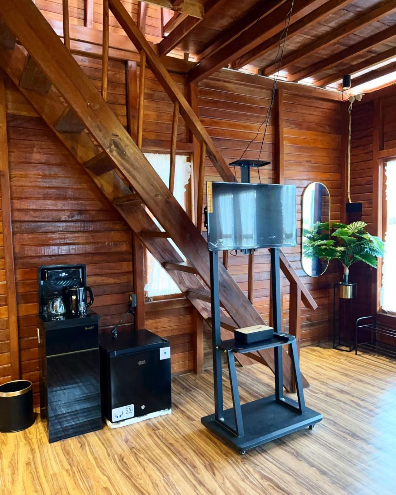 Noerbaya House Bukittinggi Villa Dış mekan fotoğraf